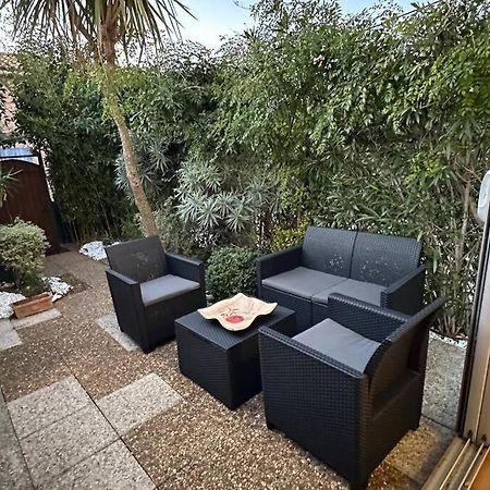 Studio Coin Nuit Ferme 4 Personnes - Les Mas De La Plage Sanary-sur-Mer Dış mekan fotoğraf